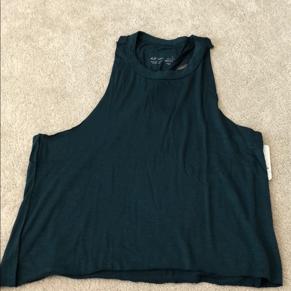 BNWT Whisper Twisted Back Tank Top - Picture 3 of 8